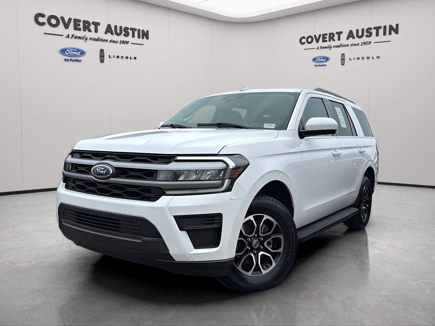 Used 2023 Ford Expedition XLT