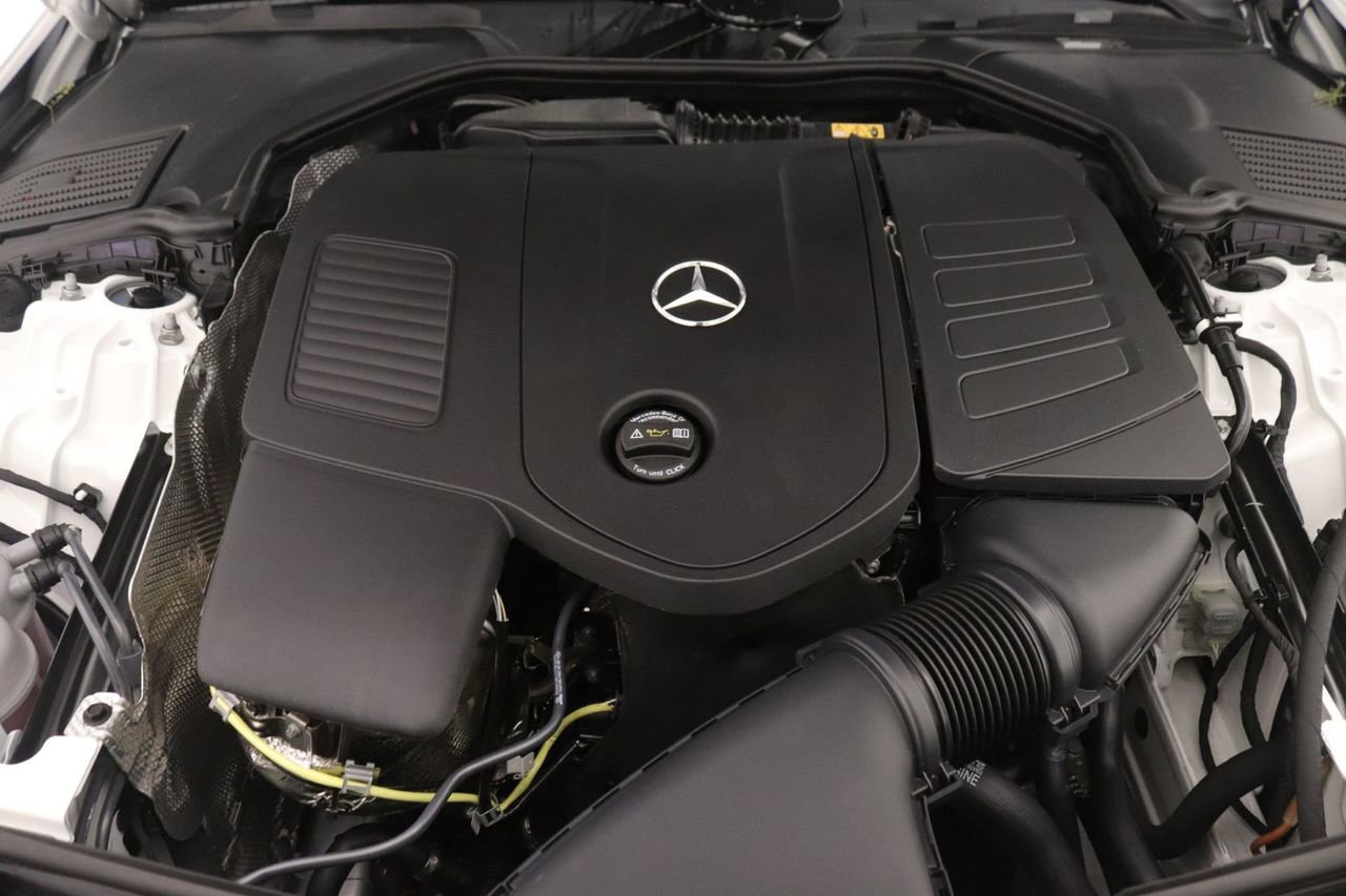 New 2026 Mercedes-Benz CLE 300 4MATIC Coupe image 11