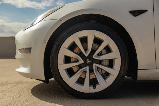 Used 2022 Tesla Model 3 image 12