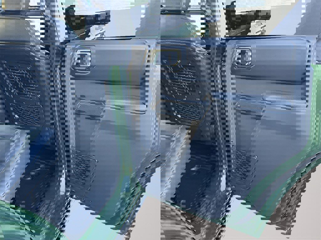 New 2025 Ford Bronco Badlands image 31