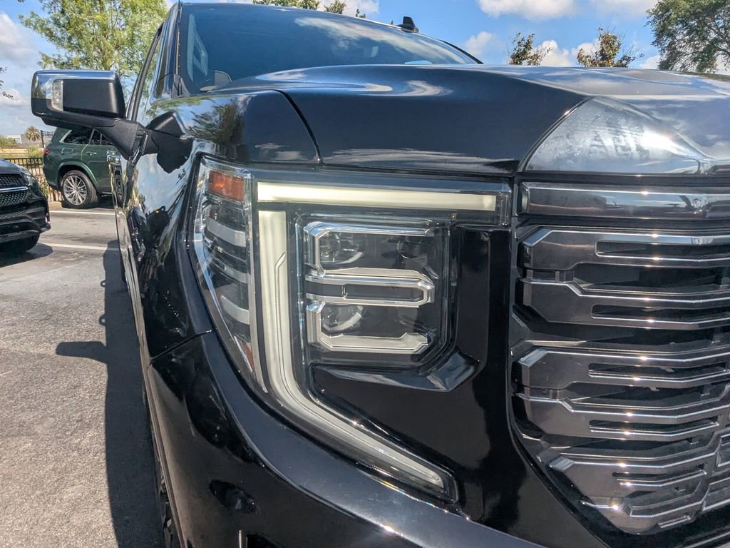 Used 2023 GMC Sierra 1500 Denali Ultimate AWD/4WD image 9