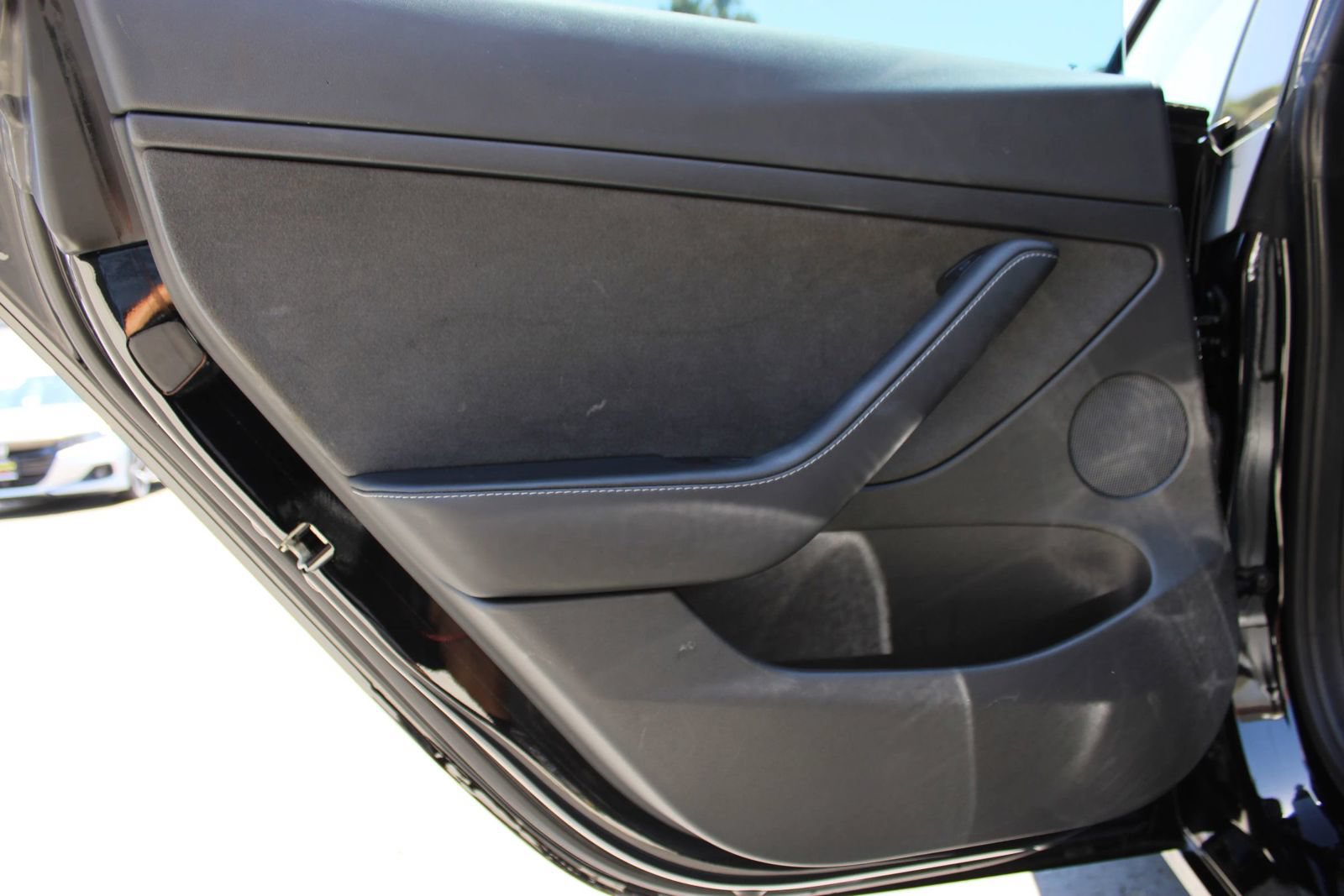 Used 2022 Tesla Model 3 Long Range AWD/4WD image 15