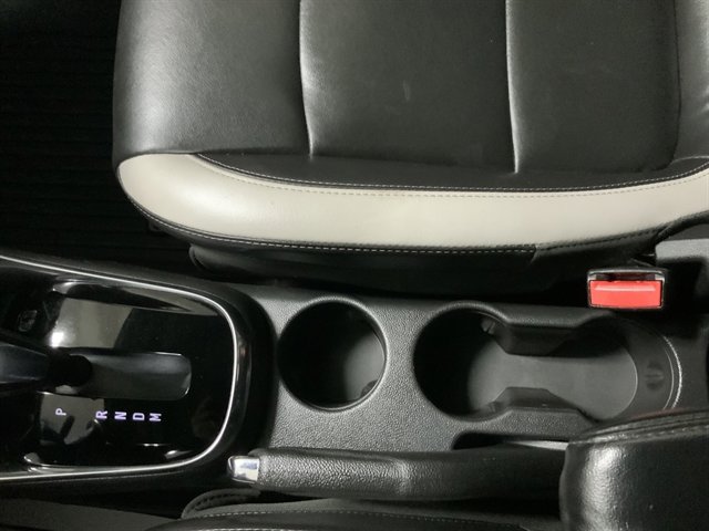 Used 2019 Chevrolet Trax Premier w/ Midnight Edition AWD/4WD image 35