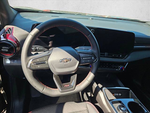 Used 2025 Chevrolet Equinox RS image 13