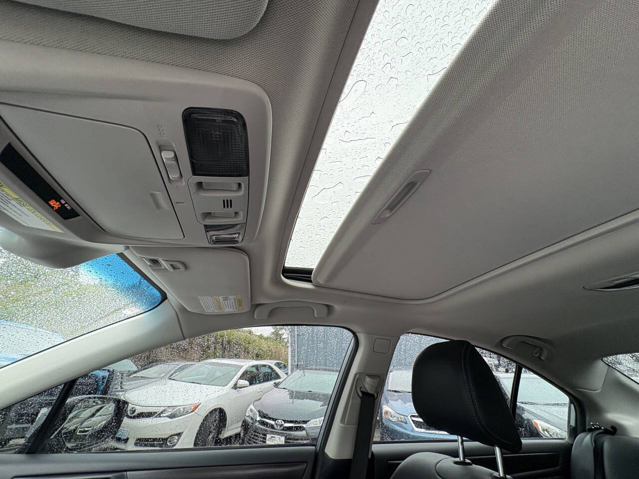 Used 2015 Subaru Legacy 2.5i Limited AWD/4WD image 11