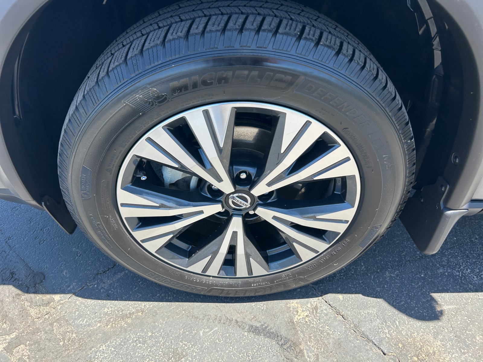 Used 2021 Nissan Rogue SV AWD/4WD image 25