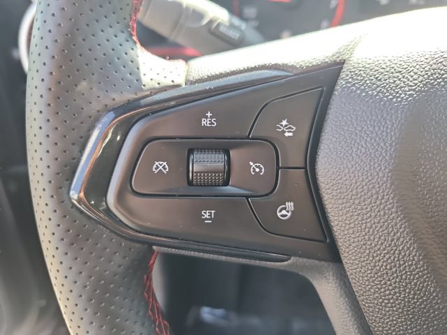 Used 2025 Chevrolet Trax RS w/ Driver Confidence Package FWD image 27