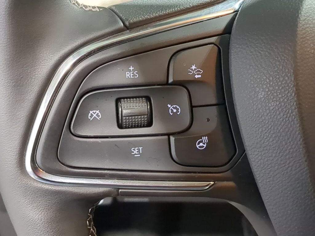 Used 2024 Buick Encore GX Avenir w/ Avenir Convenience Package image 23