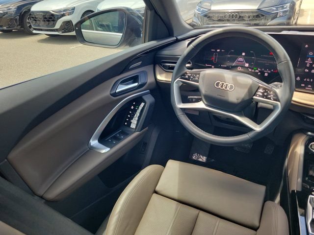 Certified 2025 Audi Q5 Premium w/ Premium Plus AWD/4WD image 13