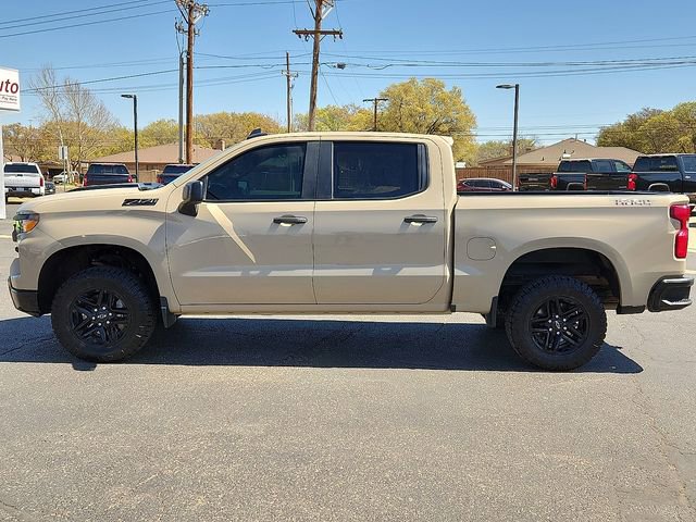 Used 2023 Chevrolet Silverado 1500 Custom Trail Boss w/ LPO, Dark Essentials Package image 2