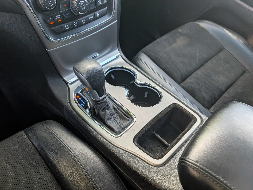 Used 2018 Jeep Grand Cherokee Altitude AWD/4WD image 21