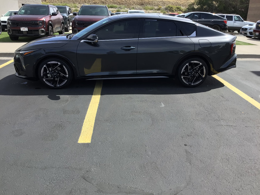 Used 2025 Kia K4 GT-Line w/ GT-Line Sunroof Package FWD image 3