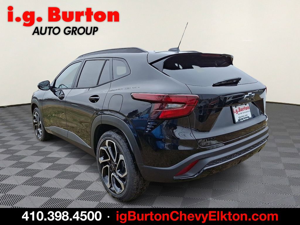 New 2026 Chevrolet Trax RS w/ Sunroof Package image 3