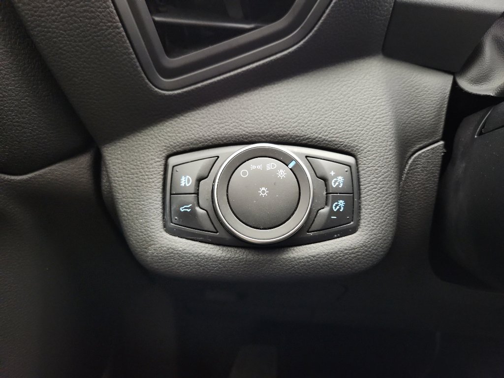 Used 2018 Ford Escape SE w/ SE Sport Appearance Package AWD/4WD image 11