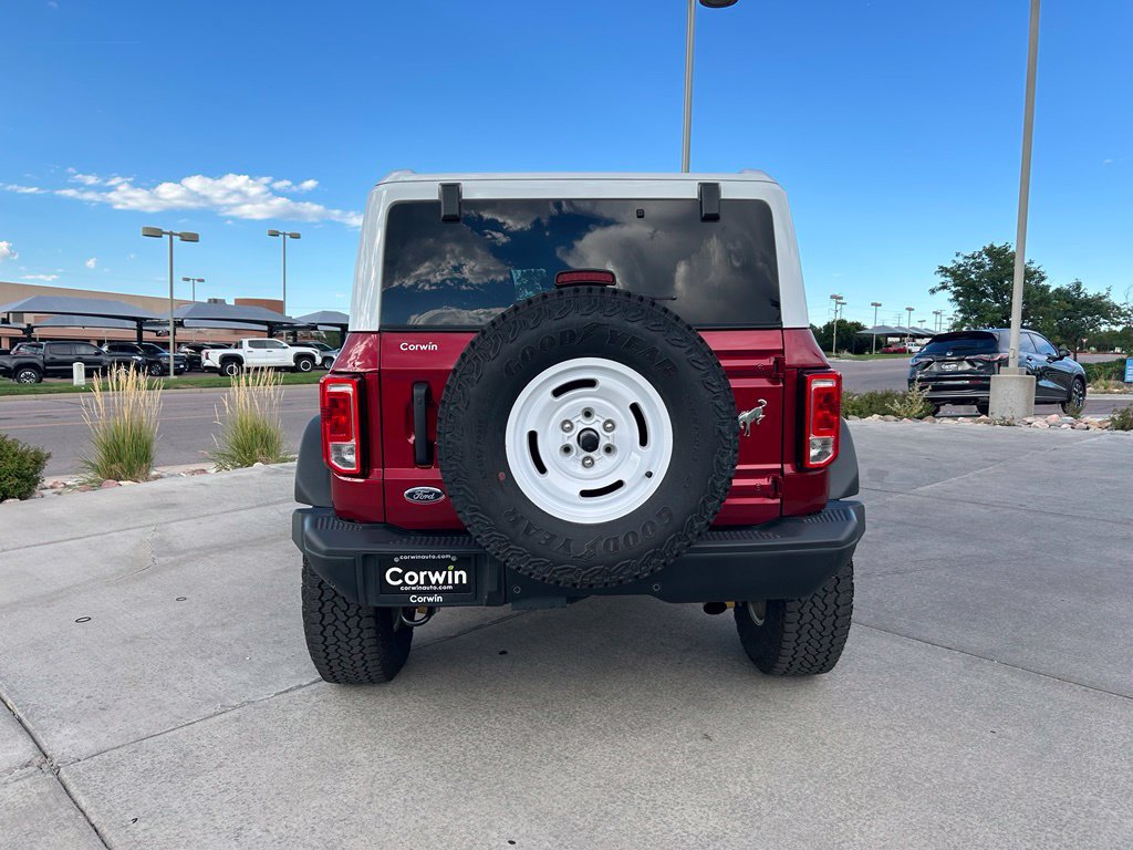 Used 2025 Ford Bronco Heritage Edition AWD/4WD image 8