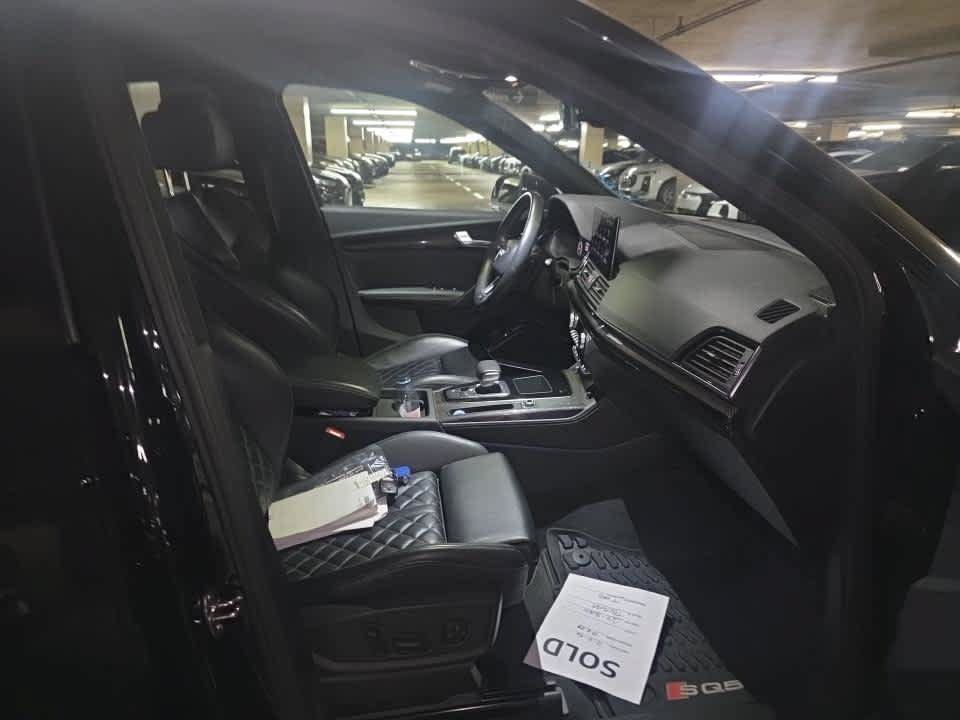 Used 2023 Audi SQ5 Premium Plus w/ Premium Plus Package AWD/4WD image 10