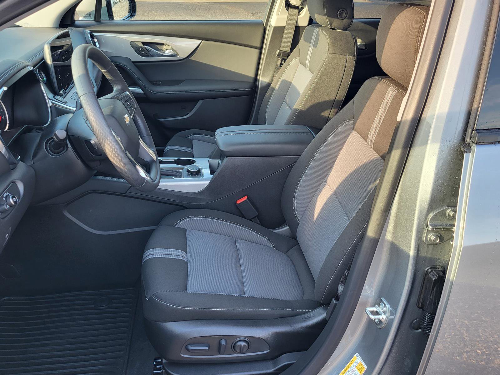 New 2026 Chevrolet Blazer LT FWD image 15