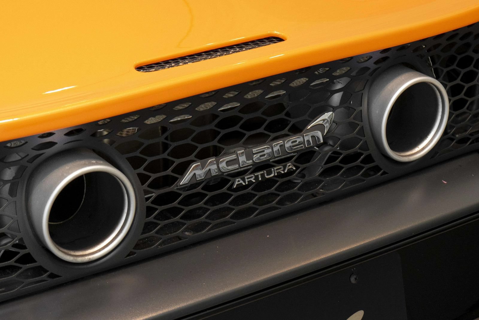 New 2026 McLaren Artura RWD image 35