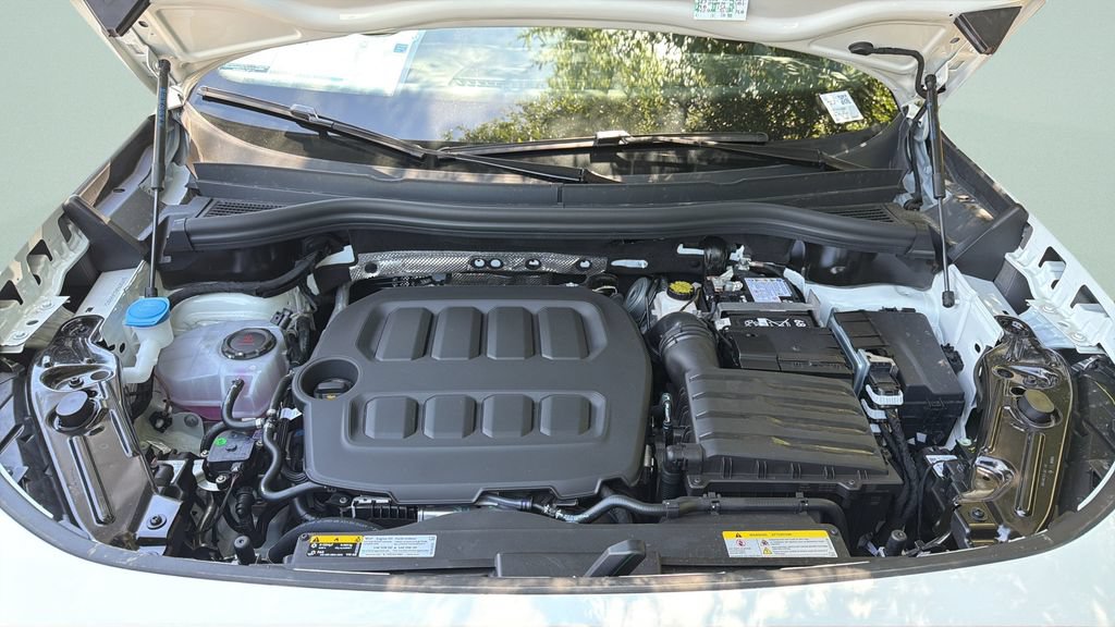 New 2026 Volkswagen Tiguan SE R-Line AWD/4WD image 25