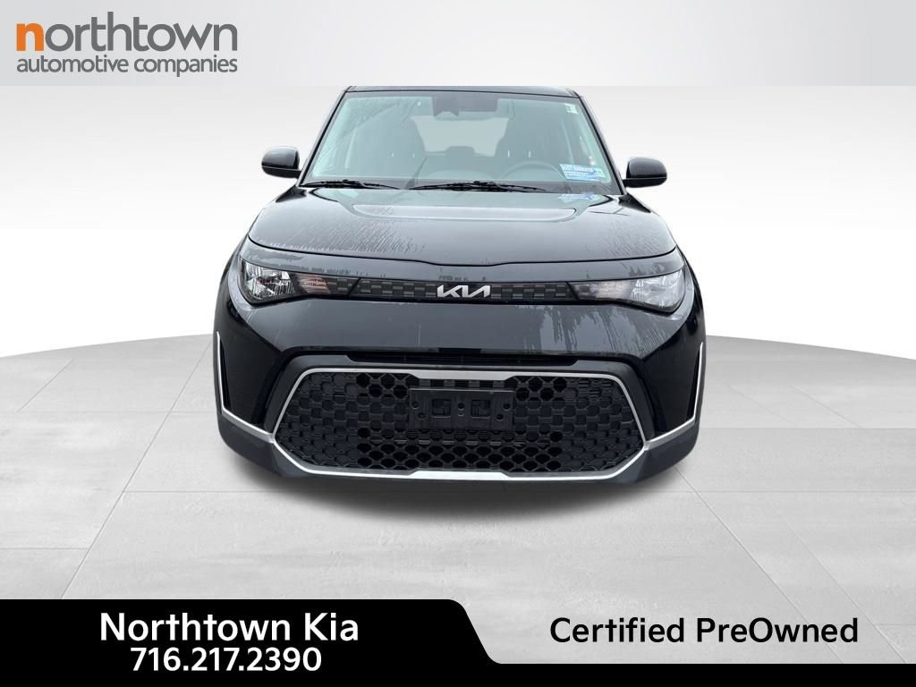 Certified 2023 Kia Soul LX image 2
