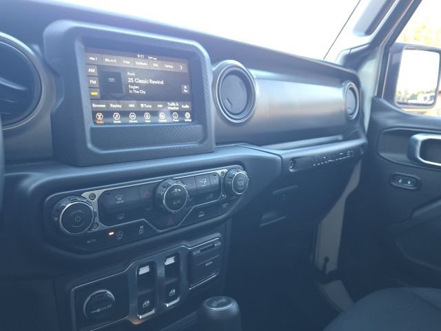 Used 2022 Jeep Wrangler Sport AWD/4WD image 22