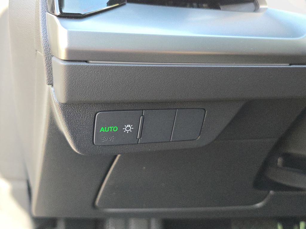 Certified 2024 Audi Q4 e-tron Premium image 29