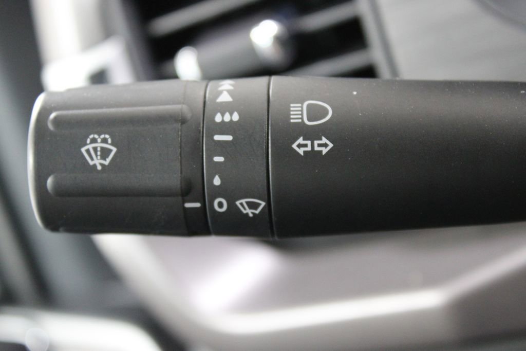 Used 2025 Ford F150 XLT w/ Equipment Group 301A Standard image 37