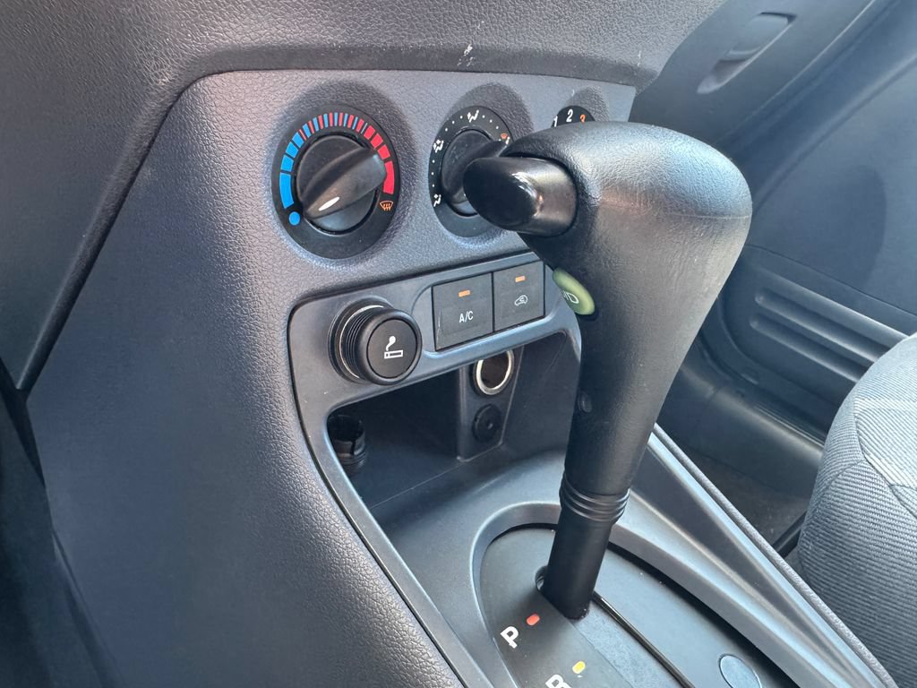 Used 2010 Ford Transit Connect XLT FWD image 25