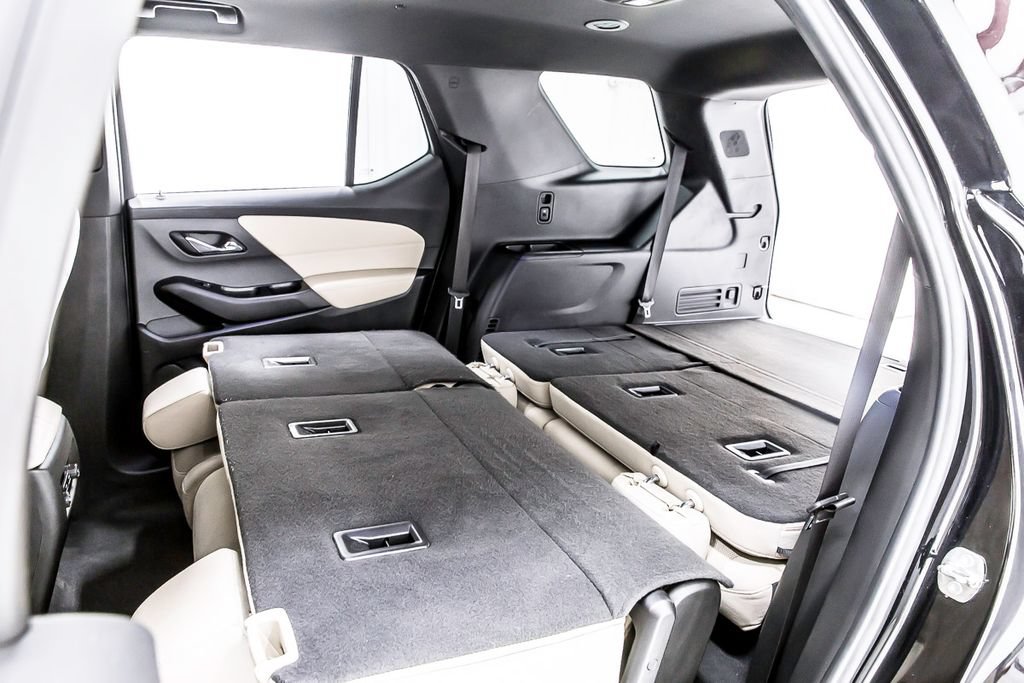 Used 2023 Chevrolet Traverse LS w/ Safety Package FWD image 36