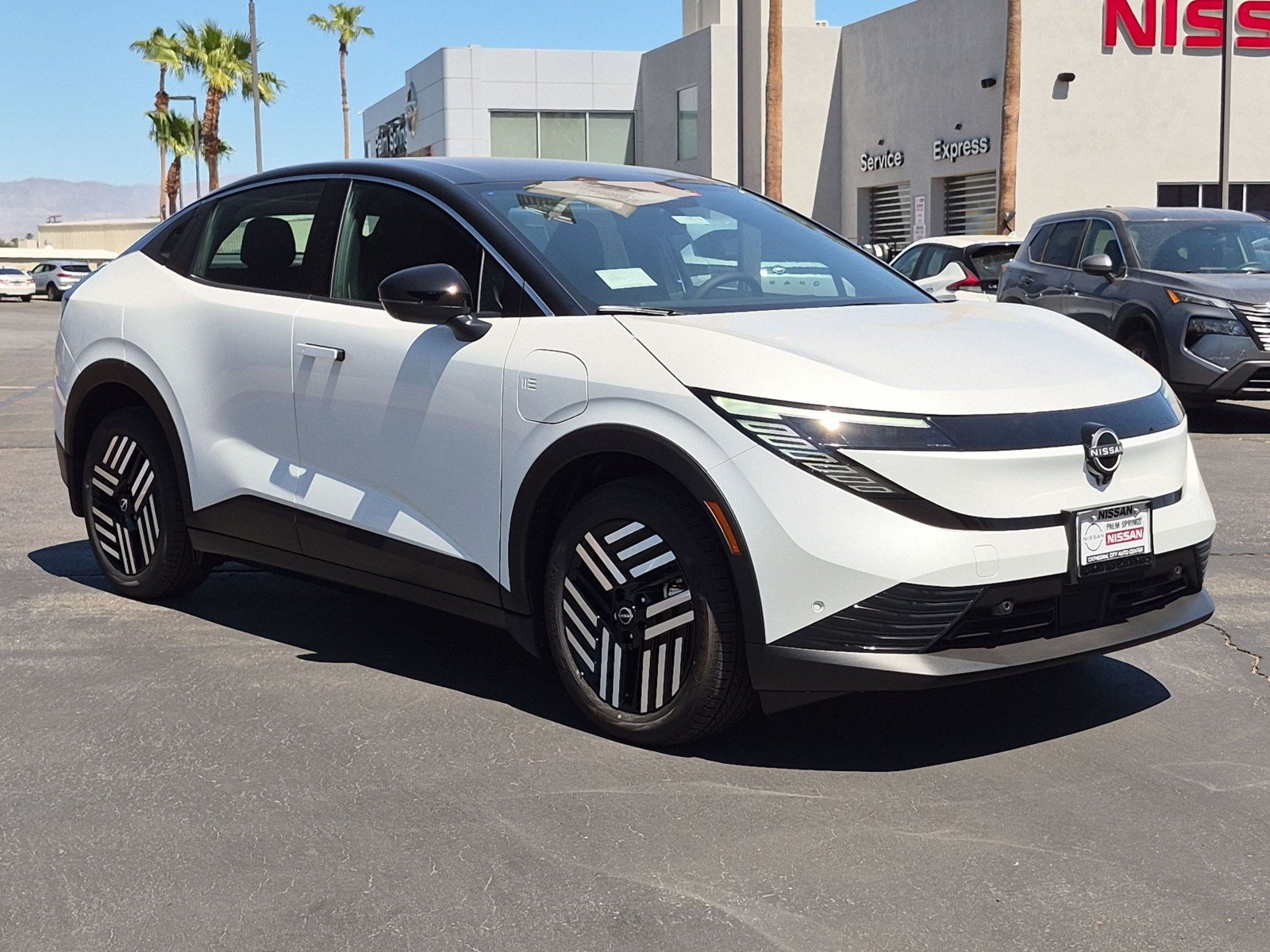 New 2026 Nissan Leaf SV+ w/ Floor Mat Package (SV+) FWD image 6