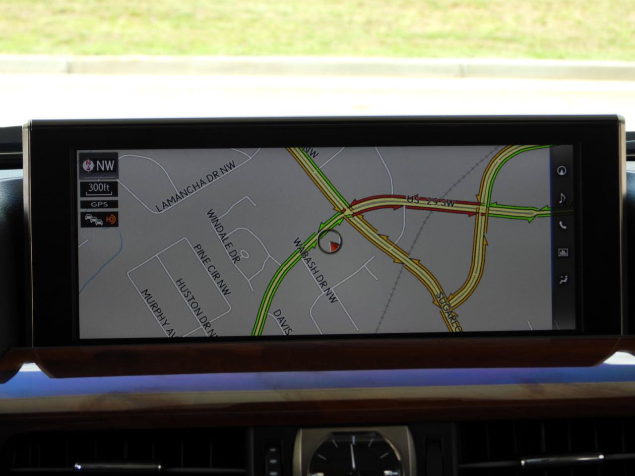 Used 2016 Lexus LX 570 4WD w/ 3rd Row & Luxury Pkg image 74