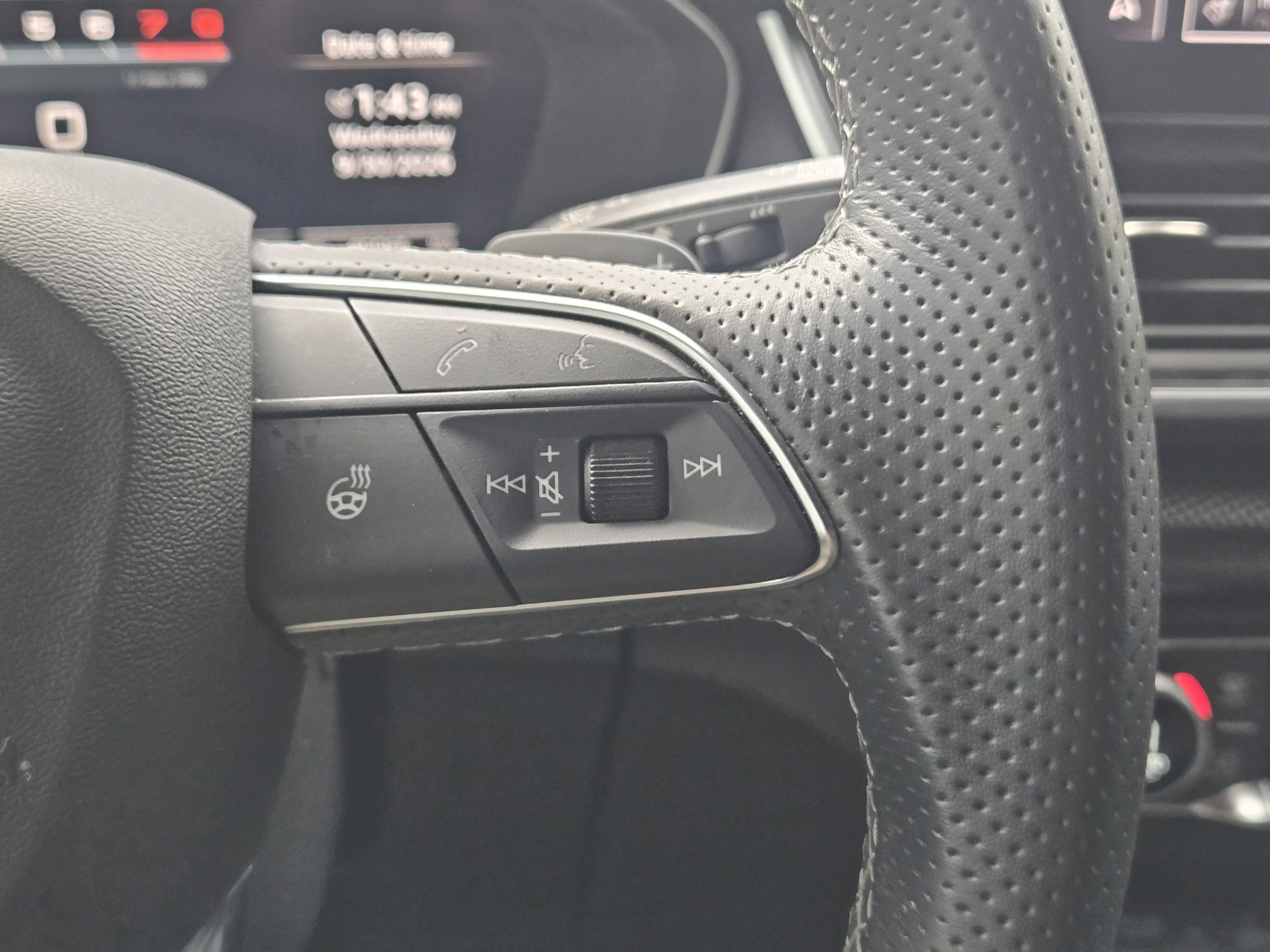 Used 2024 Audi SQ5 Prestige AWD/4WD image 20