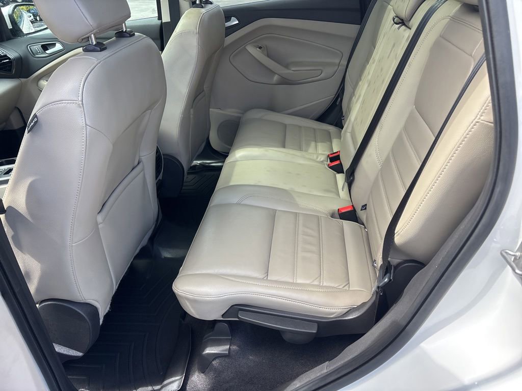 Used 2019 Ford Escape Titanium AWD/4WD image 15