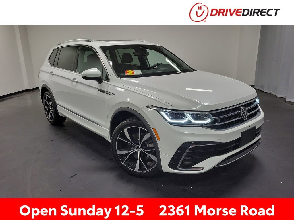 Used 2024 Volkswagen Tiguan SEL R-Line AWD/4WD image 1