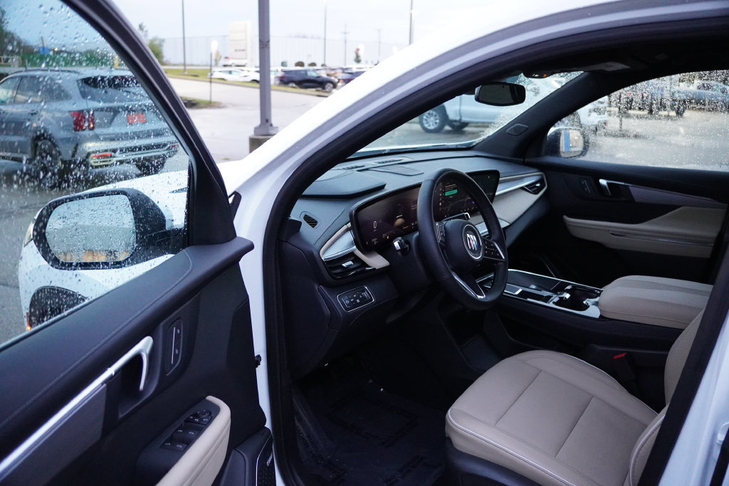 Certified 2026 Buick Enclave Preferred AWD/4WD image 14