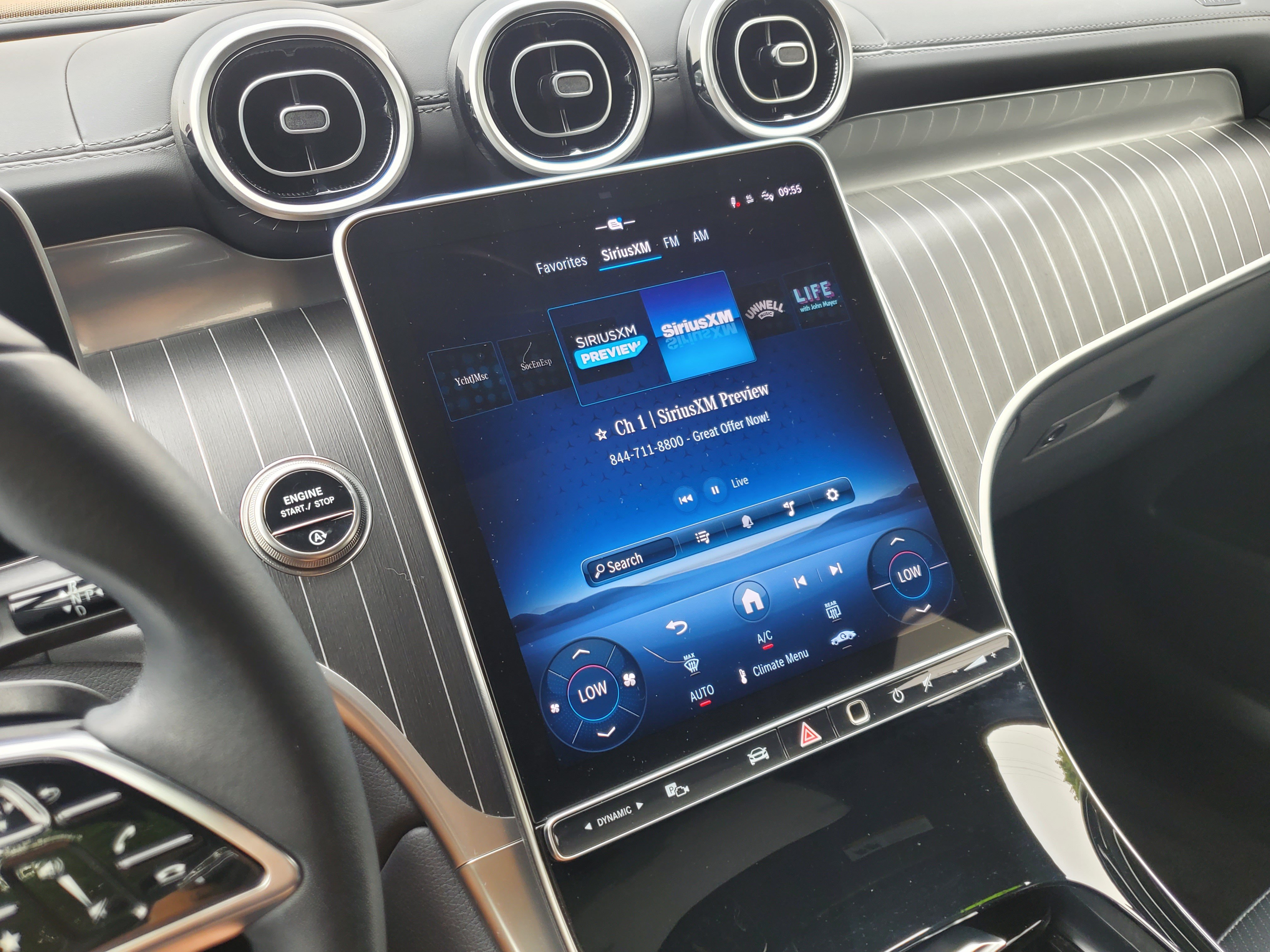 Used 2025 Mercedes-Benz GLC 300 image 16