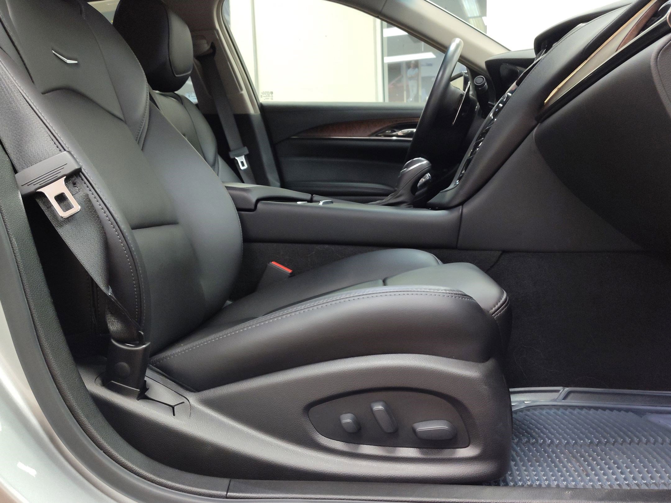 Used 2019 Cadillac CTS Luxury image 27