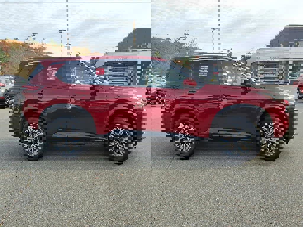 Certified 2023 Nissan Rogue SV image 4