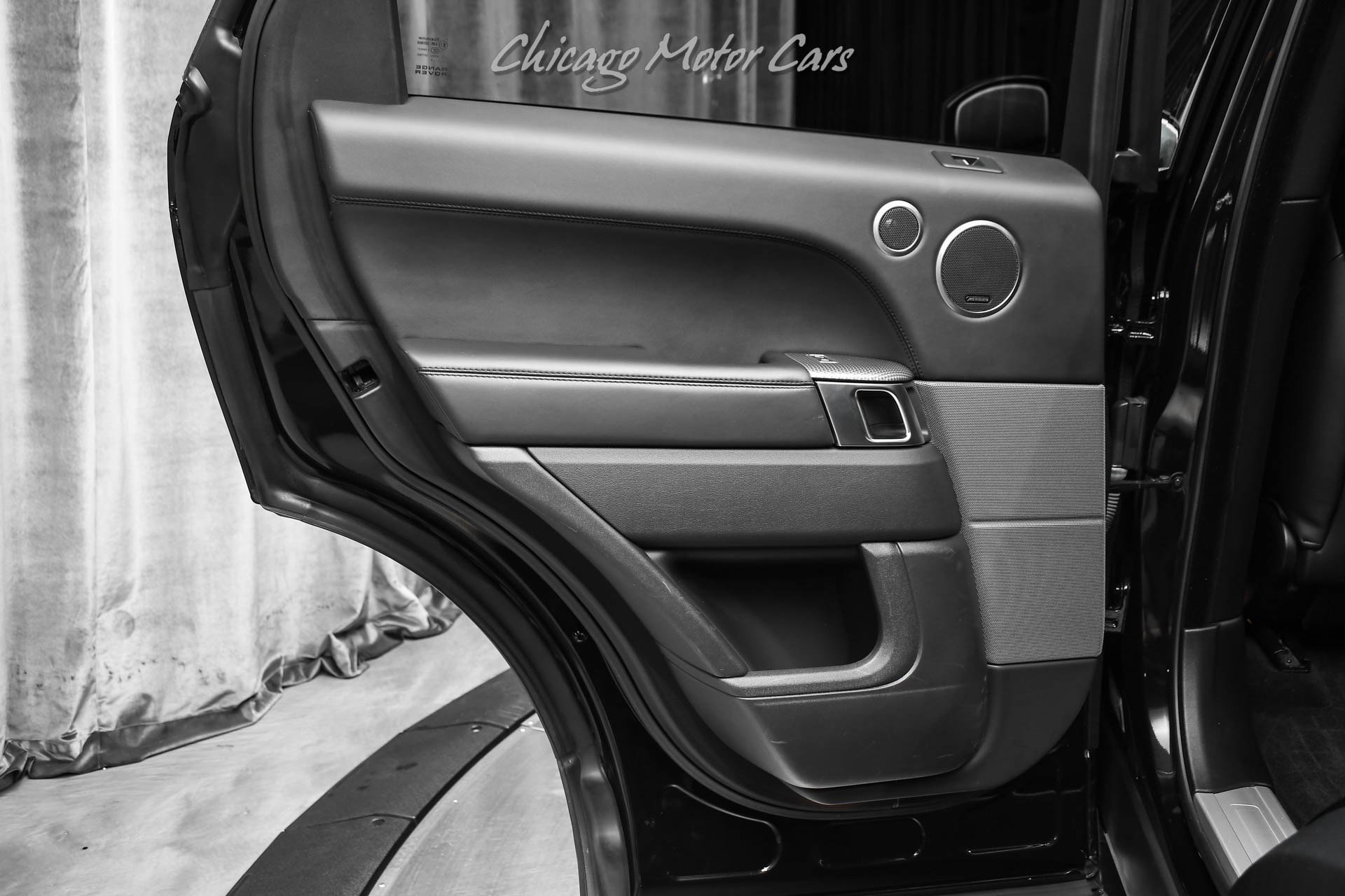 Used 2016 Land Rover Range Rover Sport SVR AWD/4WD image 36