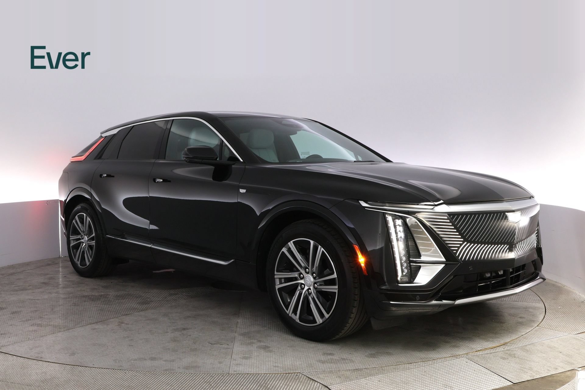 Used 2024 Cadillac Lyriq Luxury AWD/4WD image 13