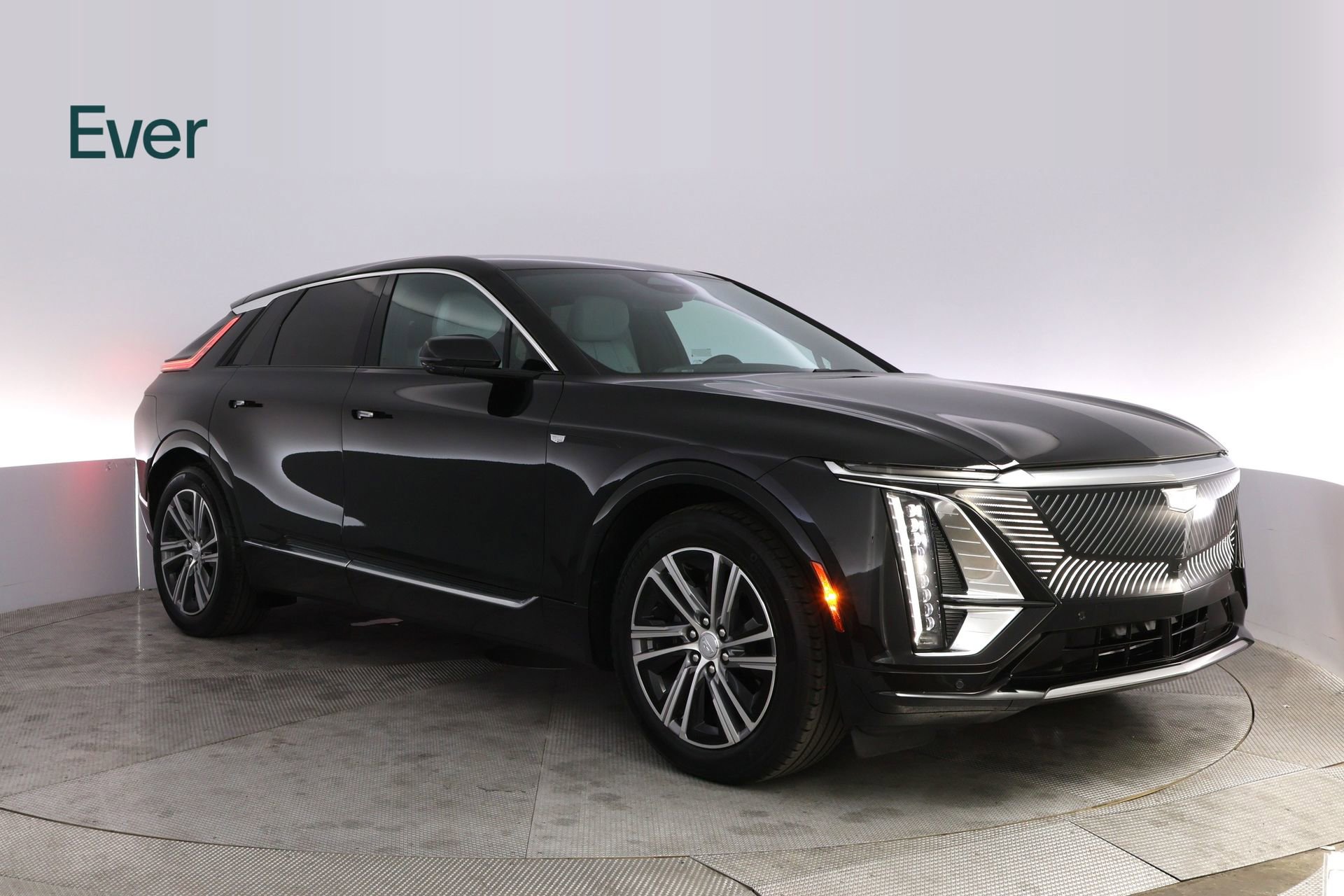 Used 2024 Cadillac Lyriq Luxury AWD/4WD image 13