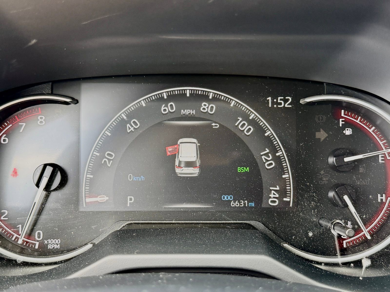 Used 2025 Toyota RAV4 XLE Premium w/ Weather Package FWD image 33