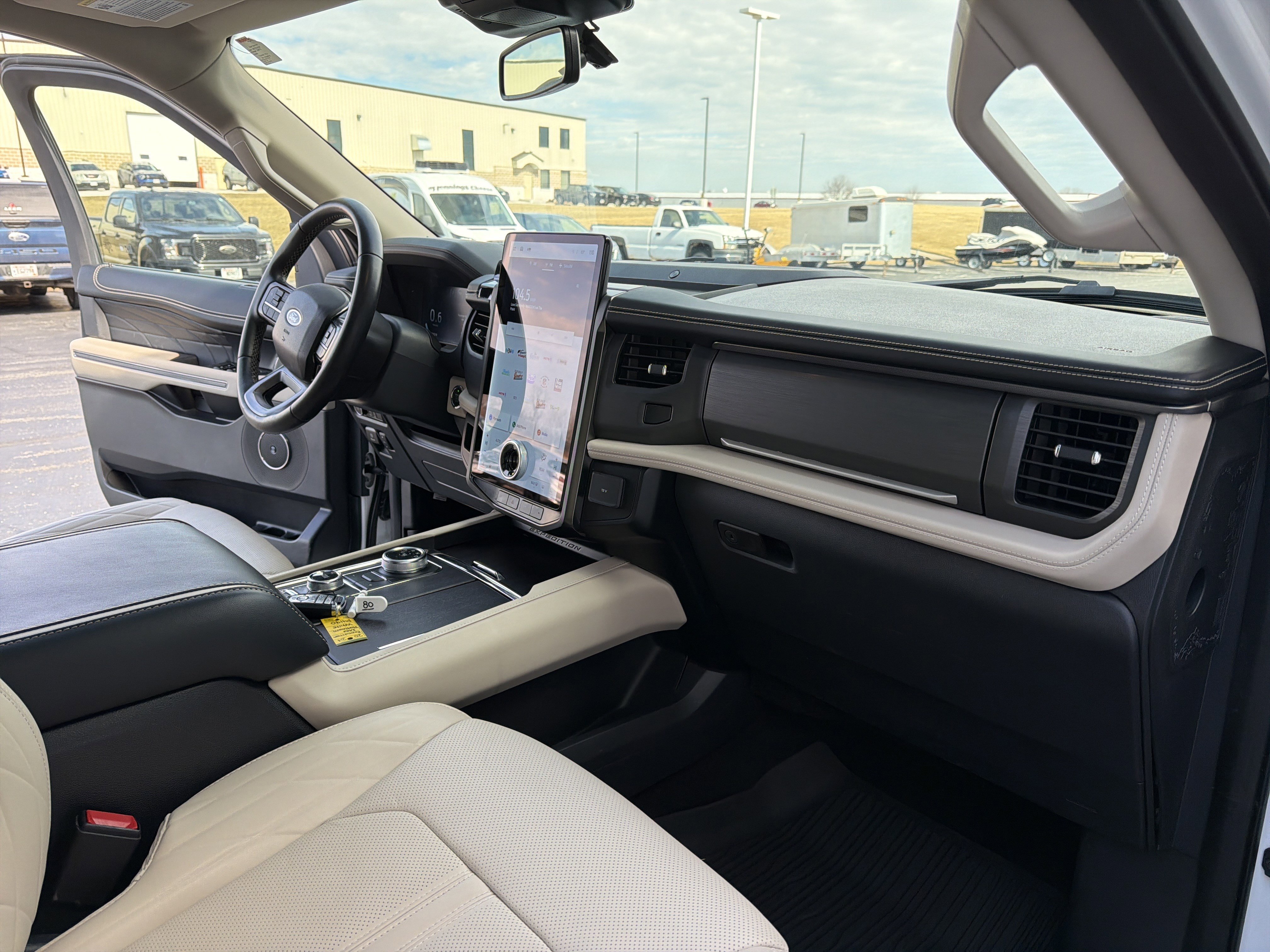 Certified 2024 Ford Expedition Max Platinum AWD/4WD image 34