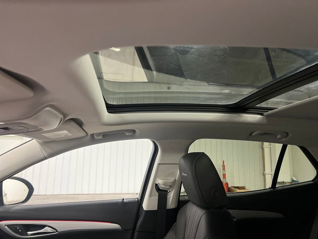 New 2026 Buick Envision Avenir image 27