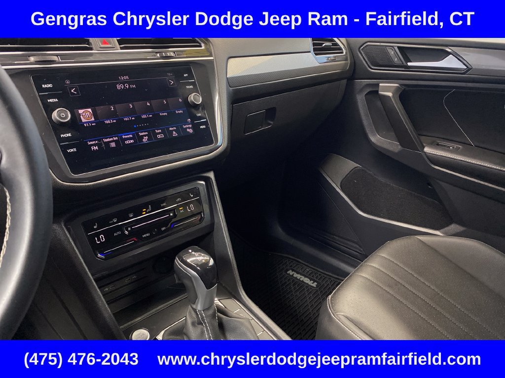 Used 2023 Volkswagen Tiguan SE AWD/4WD image 14