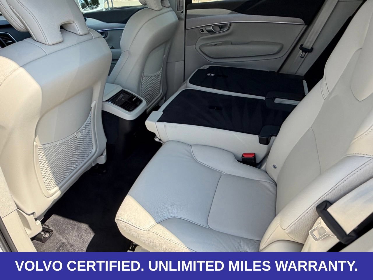 Certified 2024 Volvo XC90 B5 Core w/ Protection Package Premier AWD/4WD image 30
