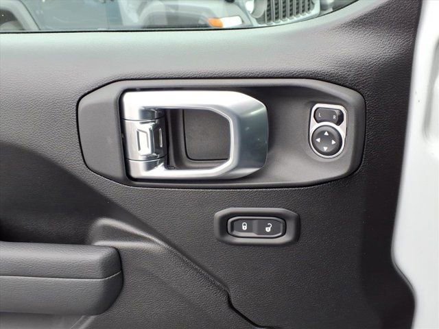 New 2026 Jeep Gladiator Mojave image 14