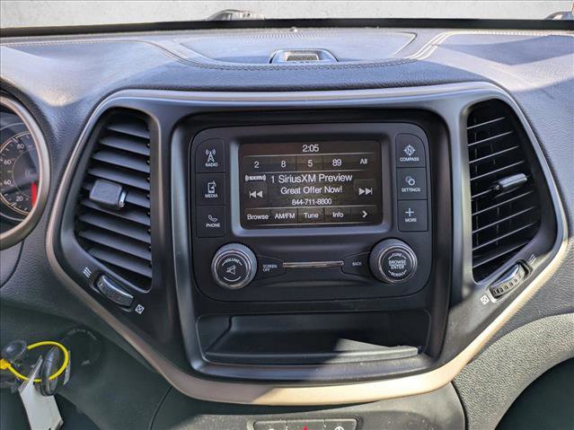 Used 2018 Jeep Cherokee Latitude image 15