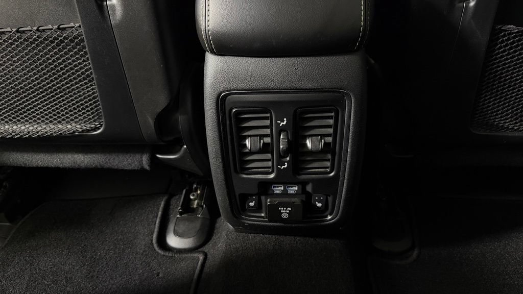 Used 2021 Jeep Grand Cherokee Limited AWD/4WD image 30