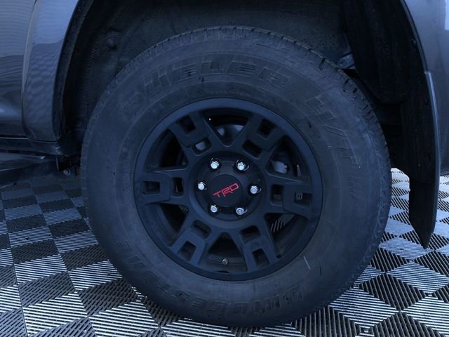 Certified 2021 Toyota 4Runner Venture w/ Moonroof Package AWD/4WD image 15